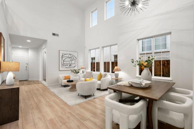 34298 Torrey Pine Lane, Union City CA: https://media.crmls.org/mediaz/885d647b-10bd-4ef1-93ac-8d294611e55a.jpg