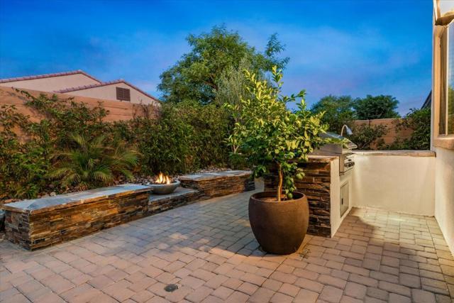 40426 Calle Estela, Indio CA: https://media.crmls.org/mediaz/885dede1-2e4d-402e-9e19-dfe0b6c637c0.jpg