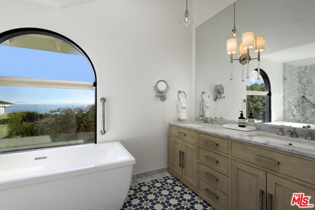 2311 Finney Street, Summerland CA: https://media.crmls.org/mediaz/885e3114-7260-4fcc-8a62-4163d74d0ffd.jpg