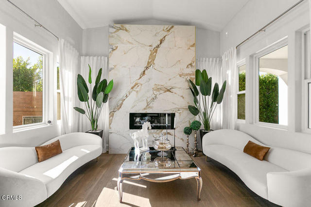 Detail Gallery Image 9 of 75 For 2417 E Hillcrest Dr, Thousand Oaks,  CA 91362 - 4 Beds | 3/1 Baths