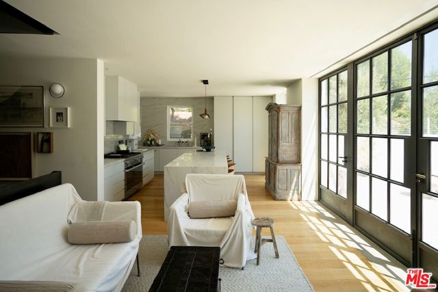 546 N Mccadden Place, Los Angeles CA: https://media.crmls.org/mediaz/885eae2f-ecf7-4709-b80b-054ac4be446d.jpg