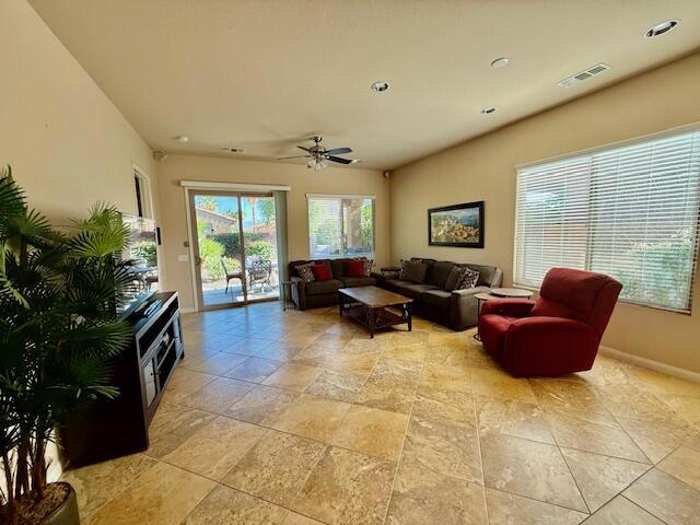81665 Avenida Alturas, Indio CA: https://media.crmls.org/mediaz/885edf6d-e502-418c-bc96-e2be6f1e7e3c.jpg
