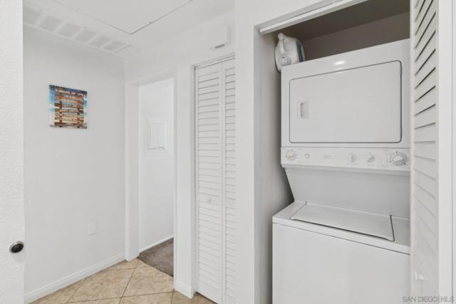 2220 Camino De La Reina, San Diego CA: https://media.crmls.org/mediaz/885ef98d-da4c-4a3f-a8d9-b27f1a76fa3c.jpg