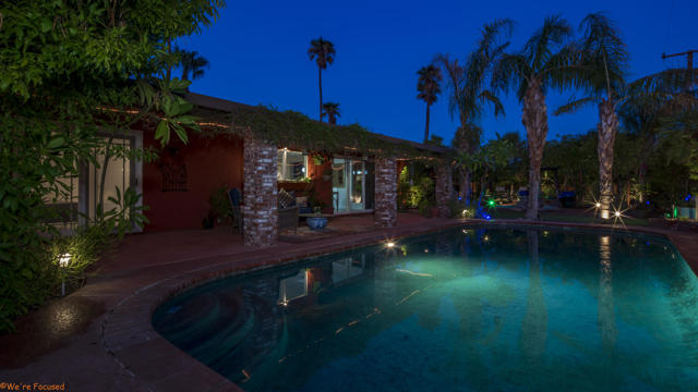 14 Gary Circle, Palm Springs CA: https://media.crmls.org/mediaz/885f33f8-a67b-4156-8487-a85d08476d3b.jpg