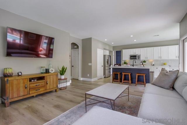 3207 Meadow Side Pl, Escondido CA: https://media.crmls.org/mediaz/885f368b-c650-4998-a1da-08aad90e2486.jpg