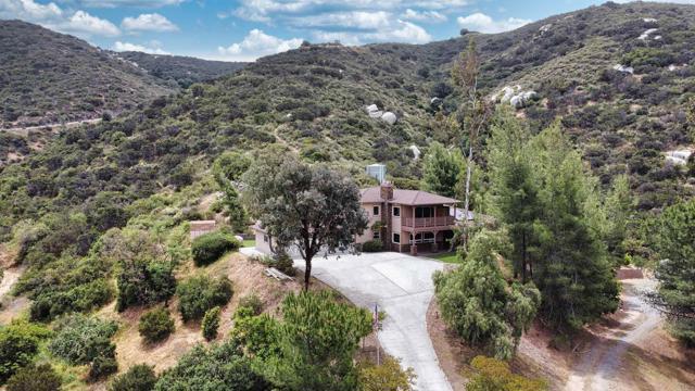 6433 Dehesa Road, El Cajon CA: https://media.crmls.org/mediaz/885f7bb1-90e3-4043-8af5-b84d95363d55.jpg