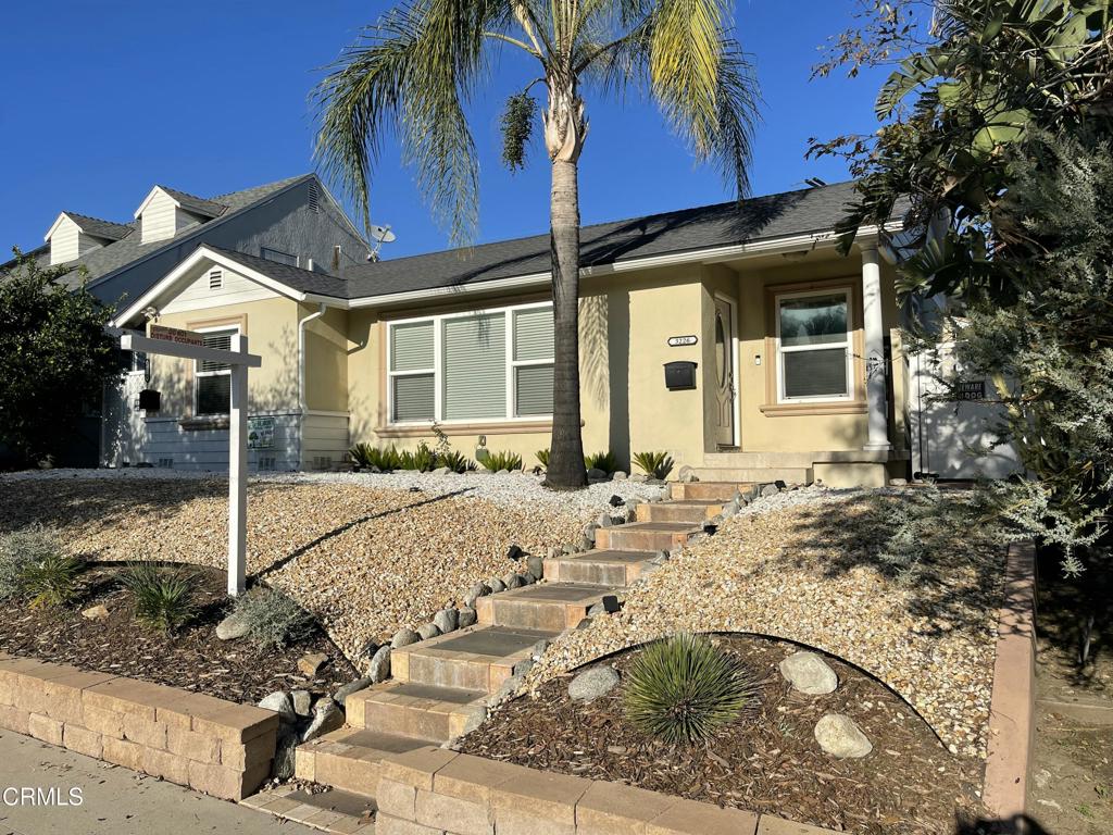 3226 La Crescenta Avenue