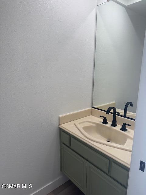 5624 Las Virgenes Road, Calabasas CA: https://media.crmls.org/mediaz/886046bc-517a-47d2-b794-7730c6134abd.jpg