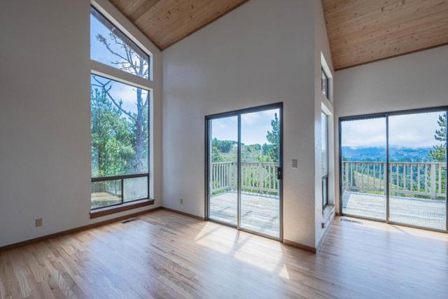 3587 Eastfield Court, Carmel CA: https://media.crmls.org/mediaz/8860708a-e758-476e-9a6b-55e4d03276e5.jpg