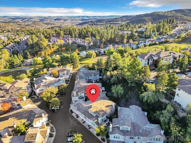 12035 World Trade Dr, San Diego CA: https://media.crmls.org/mediaz/88607ebb-d8fa-4be0-bc78-41af4494c3fa.jpg