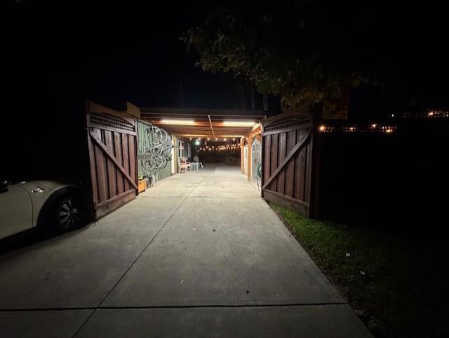 https://media.crmls.org/mediaz/8860892a-e367-42cc-b2f8-c18e7c542a06.jpg?preset=X-Large