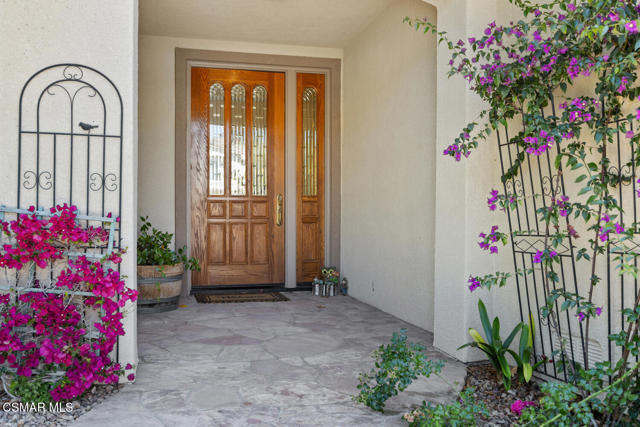 688 Via Vista Thousand Oaks CA-large-007