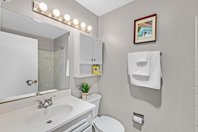 1328 Star Bush Ln, San Jose CA: https://media.crmls.org/mediaz/88629e9e-6bf7-4f47-9965-397925010f48.jpg