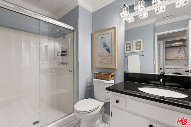 8160 Manitoba Street, Playa del Rey CA: https://media.crmls.org/mediaz/8864316f-5582-4352-9bca-50fc62cdba96.jpg