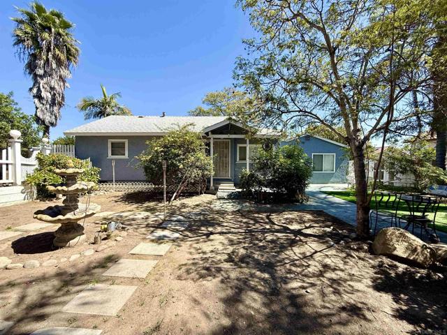 2315 Berry St, Lemon Grove CA: https://media.crmls.org/mediaz/88648b03-82eb-45fd-9430-6e094dd164c1.jpg