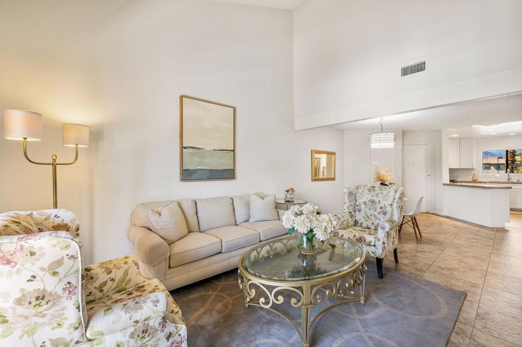 MLS #219135841DA image #3