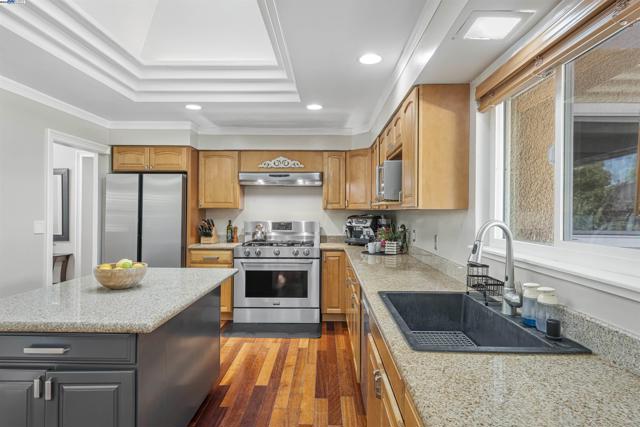 1834 Hicks, San Jose CA: https://media.crmls.org/mediaz/8865e5b7-3d4d-4add-9dd0-80047c54fdb9.jpg