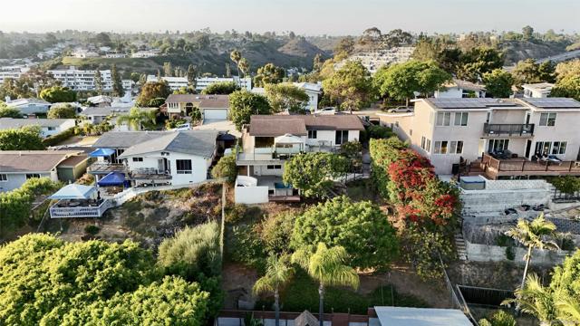 3539 Mount Laurence Dr, San Diego CA: https://media.crmls.org/mediaz/88661dc3-ac85-4026-9572-037933c6698a.jpg