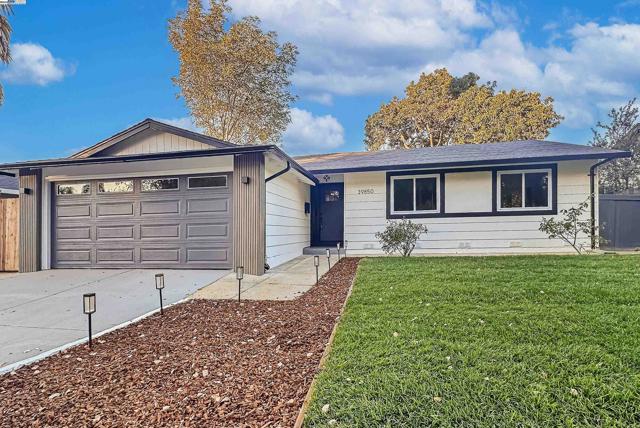 39850 Sundale Dr., Fremont CA: https://media.crmls.org/mediaz/88677513-9e95-4f32-9fd4-f83ba2027eae.jpg