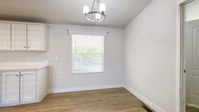 26814 S Mooney Boulevard, Visalia CA: https://media.crmls.org/mediaz/88688b84-3baf-4286-97cb-51bc915d0c75.jpg