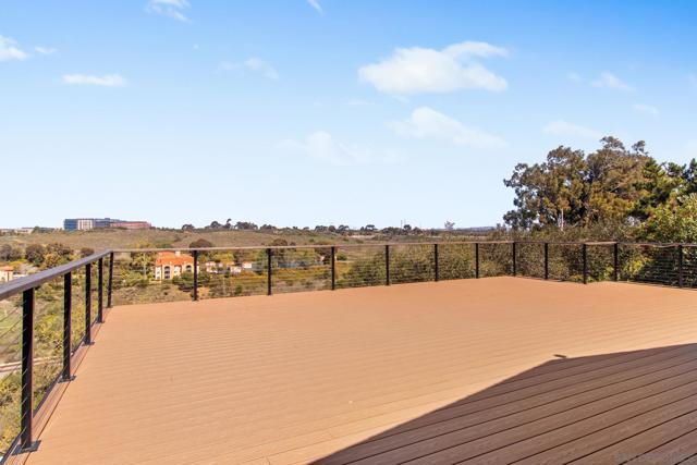 4460 Huggins St, San Diego CA: https://media.crmls.org/mediaz/88695682-9861-4508-869f-5a8bf1098b39.jpg