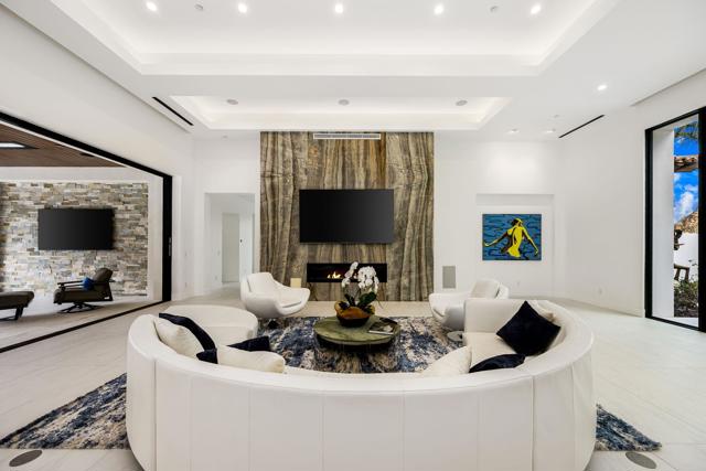 53985 Del Gato Drive, La Quinta CA: https://media.crmls.org/mediaz/886a1c67-ee7a-44f5-be49-4c75d1f46fa1.jpg