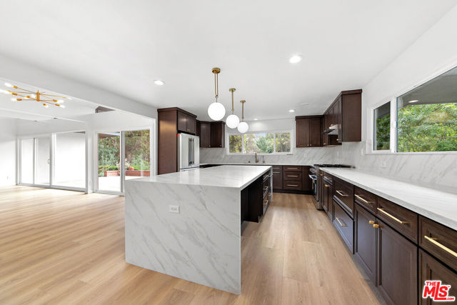 Drew Fenton | 656 N Bonhill Road Los Angeles CA | MLS: 7538623