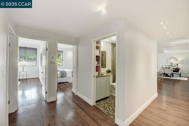 3244 Terra Granada Dr, Walnut Creek CA: https://media.crmls.org/mediaz/886ab9f2-34a0-4a1f-a70d-30f67c7c1e43.jpg