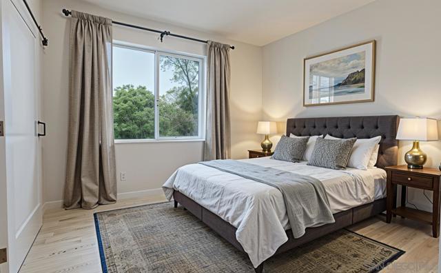 490 Lado De Loma Dr #1-4, Vista CA: https://media.crmls.org/mediaz/886b3863-045e-4652-978a-deccee5d354c.jpg