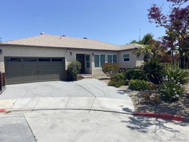 5740 Adams Ave, San Diego CA: https://media.crmls.org/mediaz/886cc67d-02f9-4f97-8c9f-0c08effb6c59.jpg