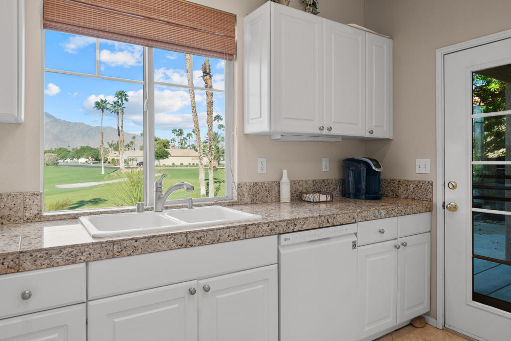 MLS #219138231DA image #15