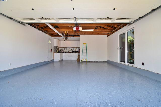 1626 Harlan Dr, Danville CA: https://media.crmls.org/mediaz/886f6c21-4ec3-4282-afc3-d46d84736c50.jpg