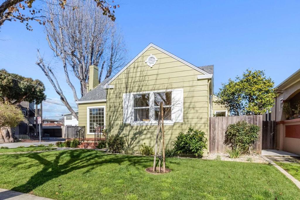 88701B84 7C2A 4096 9Df2 4Bcd7D140A92 1315 Carmelita Avenue, Burlingame, Ca 94010 &Lt;Span Style='BackgroundColor:transparent;Padding:0Px;'&Gt; &Lt;Small&Gt; &Lt;I&Gt; &Lt;/I&Gt; &Lt;/Small&Gt;&Lt;/Span&Gt;