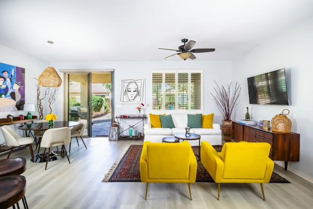 81098 Avenida Vidrio, Indio CA: https://media.crmls.org/mediaz/8871785f-0863-4736-a596-6a552002d92f.jpg