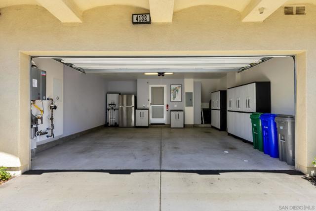 4132 Calle Arbol, Oceanside CA: https://media.crmls.org/mediaz/8871fe46-527a-46c0-b24d-1106c8b50121.jpg