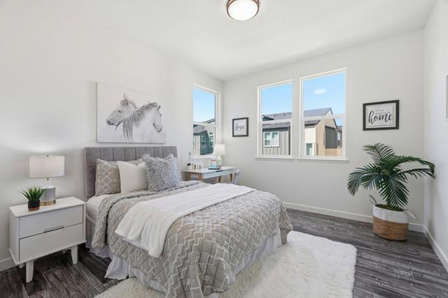 Image 18 of 32 For 1985 Mahuron