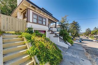 915 Napa Street, Vallejo CA: https://media.crmls.org/mediaz/88736c0a-af58-4538-82f4-5a531cfb8c00.jpg