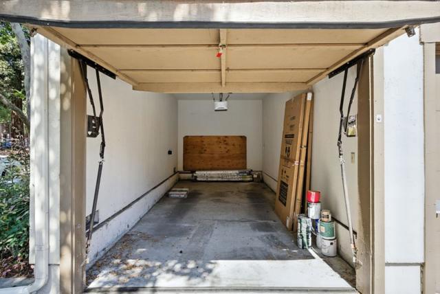2074 Foxhall Loop, San Jose CA: https://media.crmls.org/mediaz/88742702-5c08-4595-a7c5-c7f34531f340.jpg