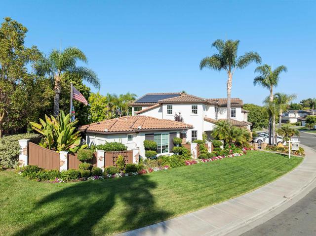 3424 CAMINO ALEGRE, Carlsbad CA: https://media.crmls.org/mediaz/8874a060-6c69-41a0-9529-f50317e0371d.jpg