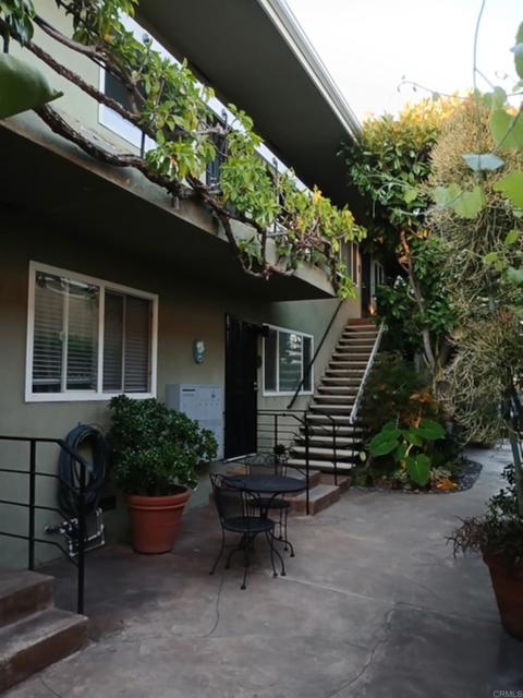 Detail Gallery Image 4 of 16 For 4381 Oregon St #6,  –,  CA 92104 - 2 Beds | 1 Baths