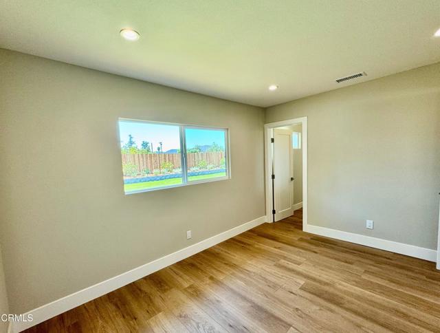 Detail Gallery Image 16 of 26 For 3410 Frankie Dr, Newbury Park,  CA 91320 - 3 Beds | 2 Baths