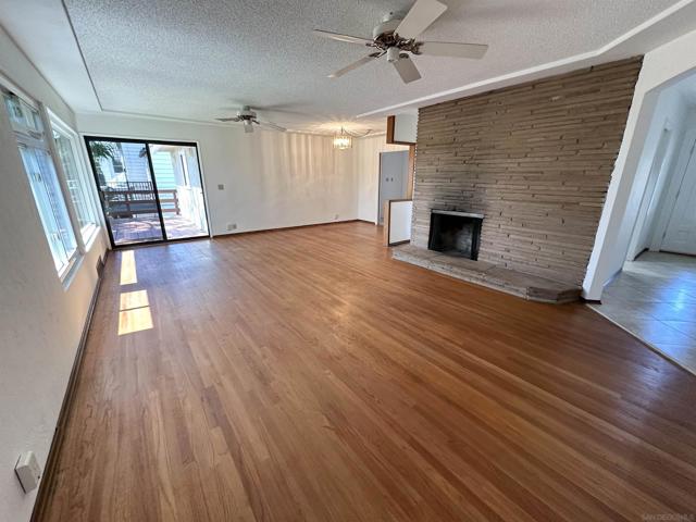 4371 Logrono Dr., San Diego CA: https://media.crmls.org/mediaz/8876abce-1944-44db-8c10-3da660c9c2b1.jpg