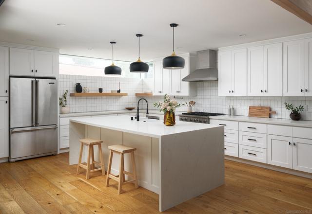 3718 Mississippi St, San Diego CA: https://media.crmls.org/mediaz/8876b414-12da-4078-b119-ea84cb901c4c.jpg