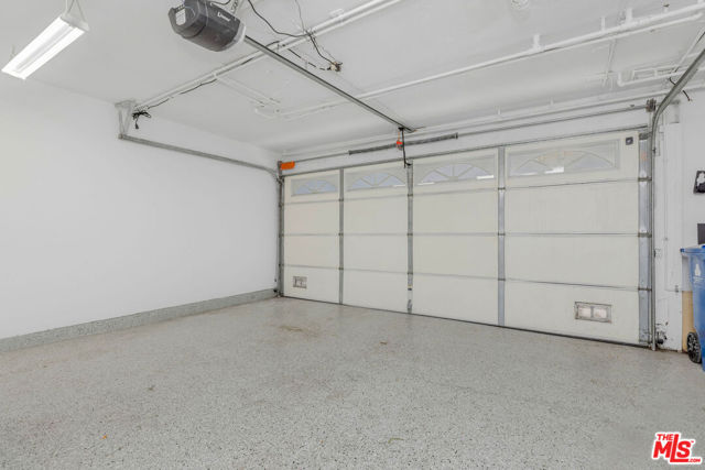 4734 La Villa Marina, Marina del Rey CA: https://media.crmls.org/mediaz/88779a28-fa78-4ba0-9a29-7fde87dd9978.jpg