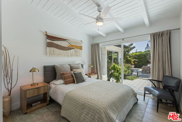7442 Capps Avenue, Los Angeles CA: https://media.crmls.org/mediaz/8879052a-76ad-4ff3-b2fd-38acf79622f7.jpg