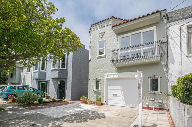 224 Shields Street, San Francisco CA: https://media.crmls.org/mediaz/8879ede0-df01-486b-971c-9bc637fa5af9.jpg