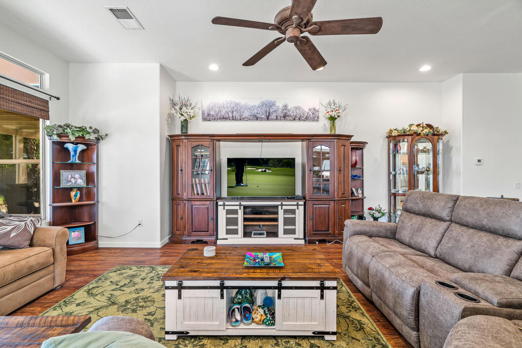 MLS #219136299DA image #9