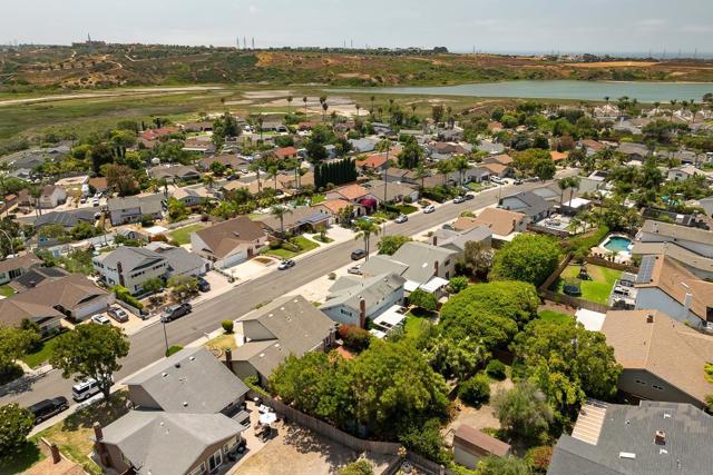 4886 Sevilla Way, Carlsbad, California 92008, 3 Bedrooms Bedrooms, ,2 BathroomsBathrooms,Single Family Residence,For Sale,Sevilla Way,240021962SD