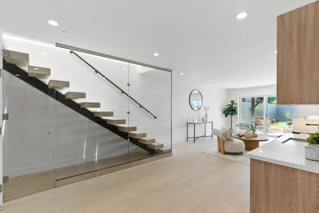 1815 18th Avenue, San Francisco CA: https://media.crmls.org/mediaz/887cfcac-a81d-41e2-92ce-34c19a1fccb7.jpg