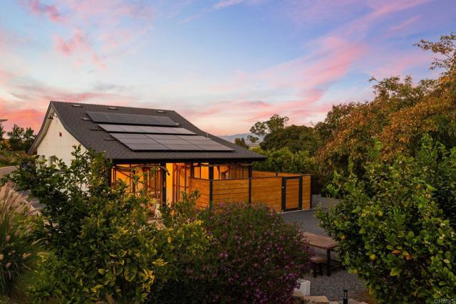 Detail Gallery Image 8 of 75 For 6937 Kellyn Ln, Vista,  CA 92084 - 4 Beds | 4/1 Baths